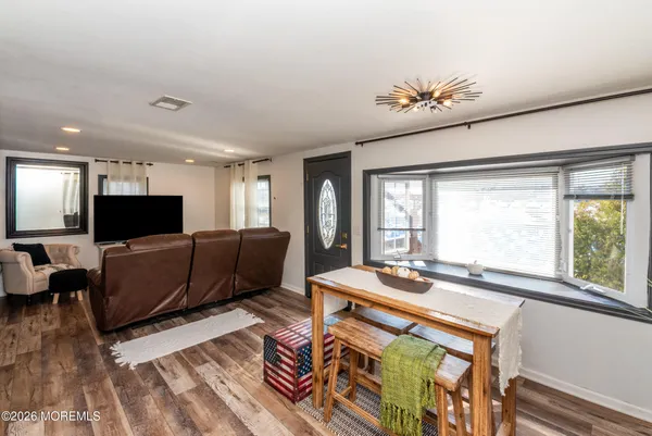 $433,000 | 623 Beachwood Avenue, Toms River, NJ 08753