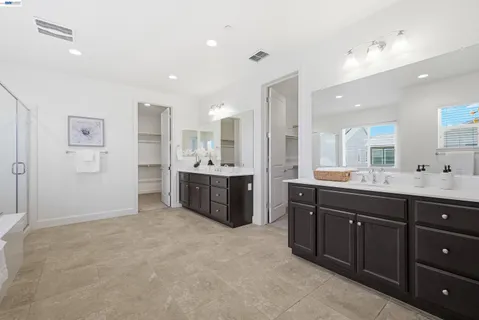 $999,000 | 4634 Mckenzie Avenue, Tracy, CA 95377