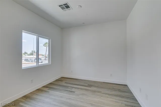 $1,195 | 367 North 16th Street, Unit 1, Las Vegas, NV 89101