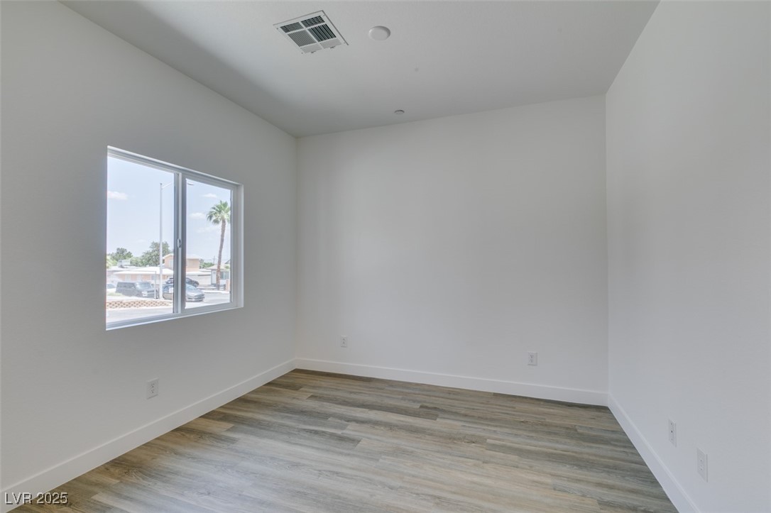 367 North 16th Street, Unit 1 Las Vegas, NV 89101 - Photo 6 of 26