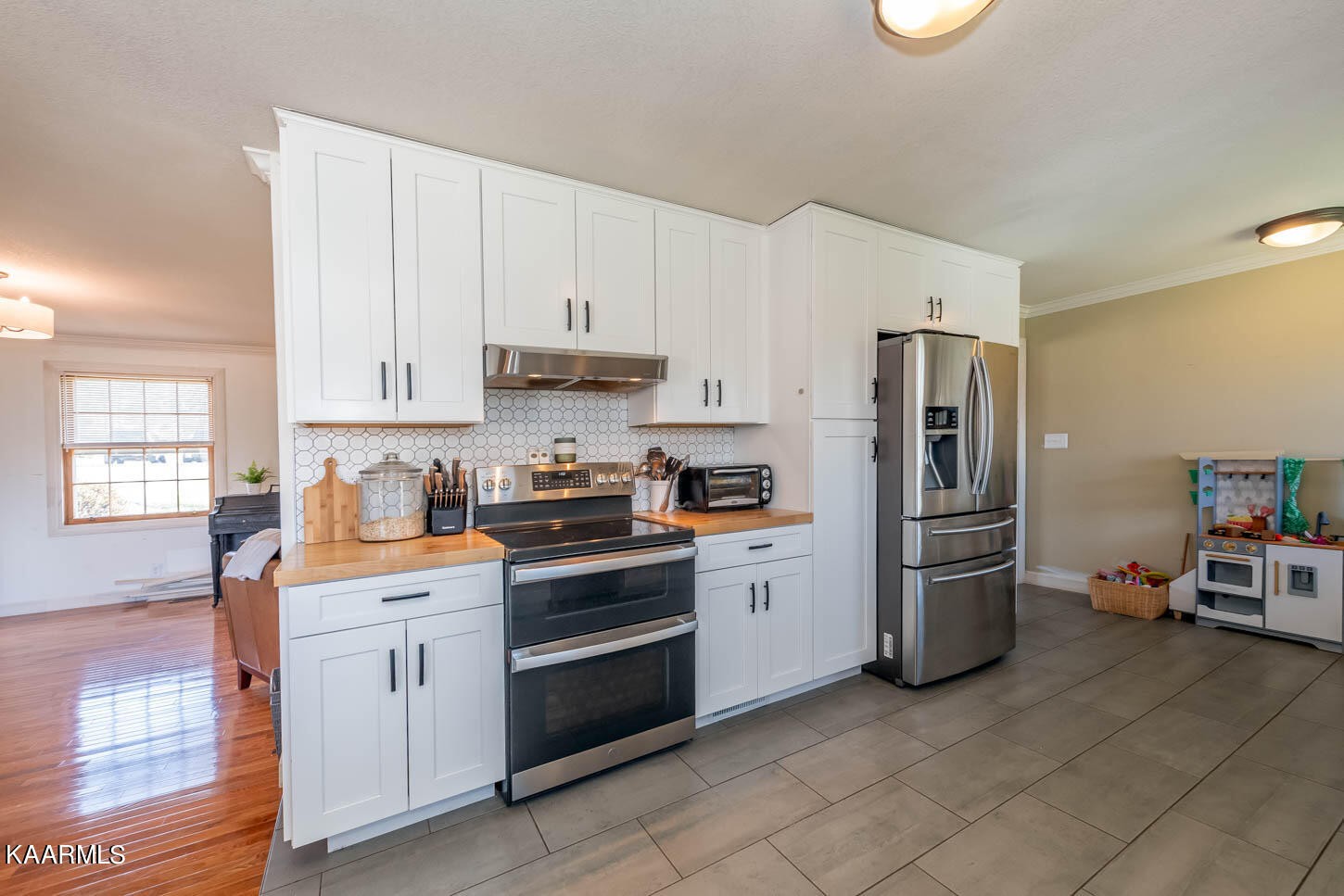7813 Ewing Road Powell, TN 37849 - Photo 4 of 17 Gallery Image 4