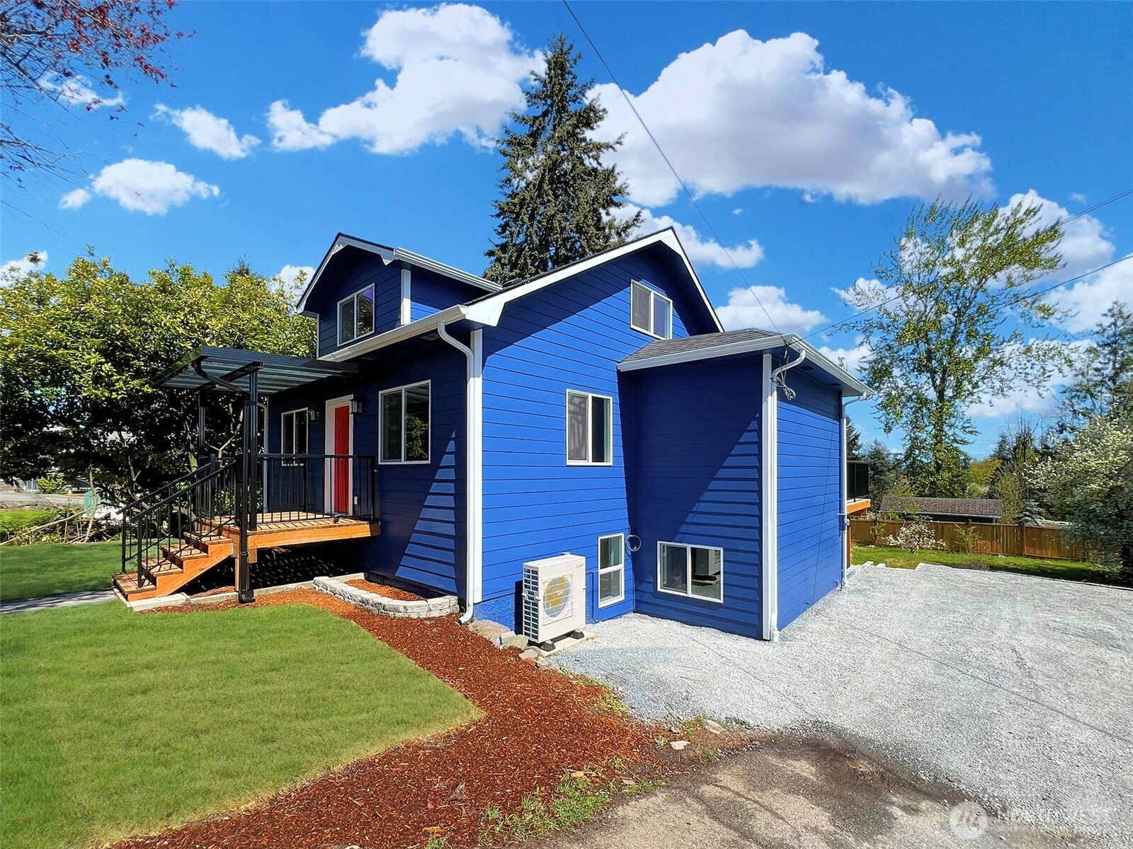 7403 Beverly Boulevard Everett, WA 98203 - Photo 19 of 19 a front view of a house with a yard
