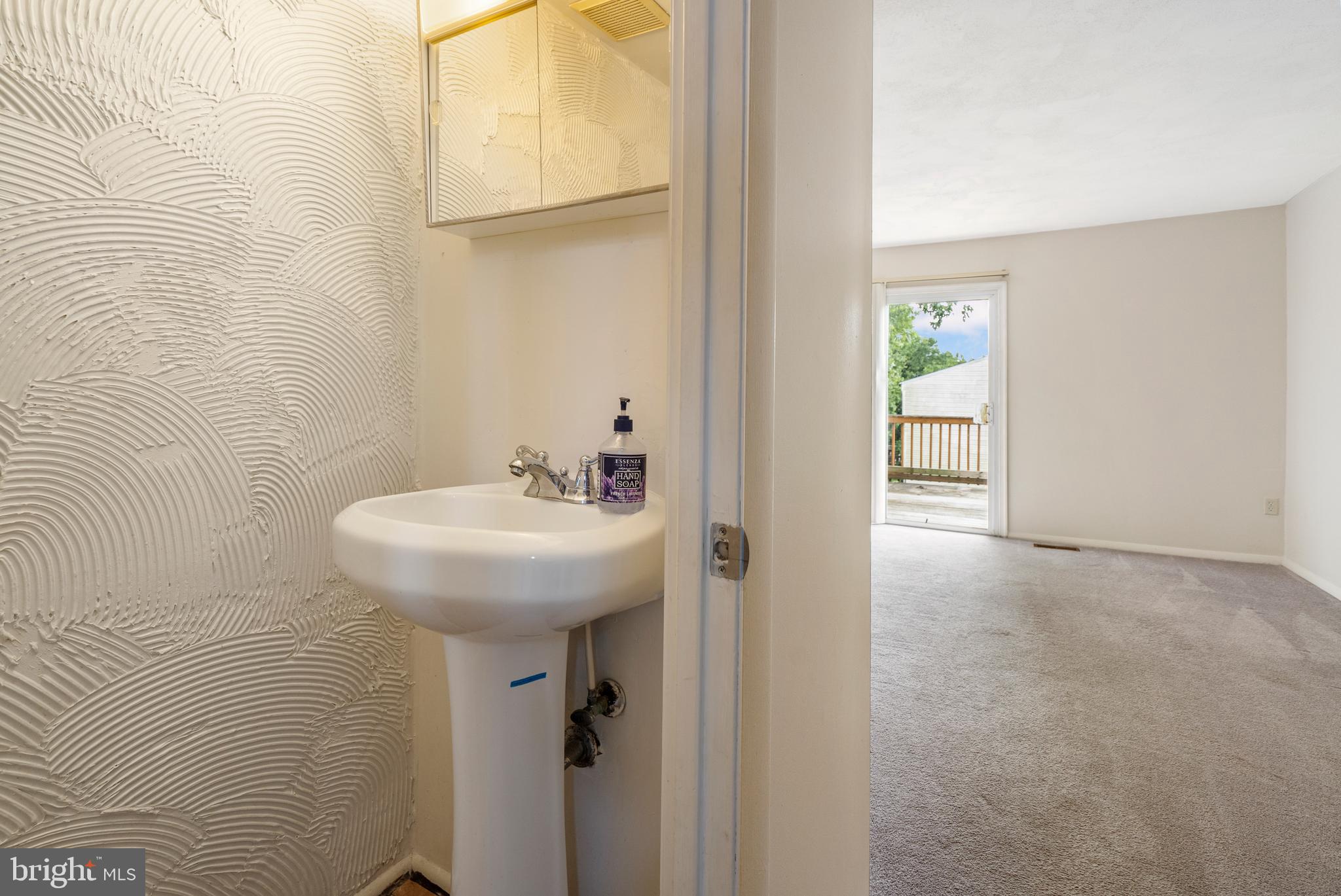 27 Bohn Court Rosedale, MD 21237 - Photo 6 of 27 Powder Room