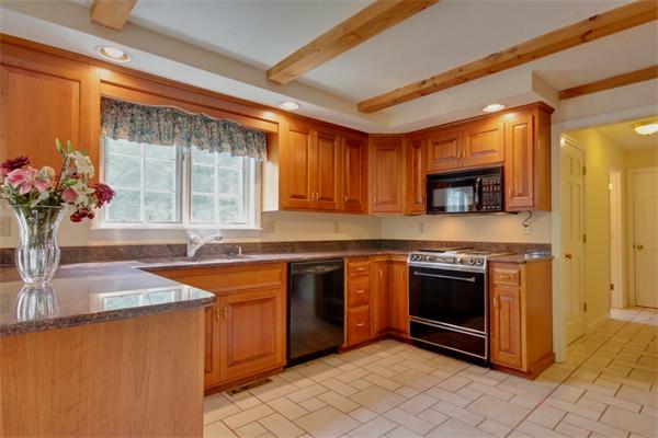 4 Tyler Road Upton, MA 01568 - Photo 16 of 30 Gallery Image 16