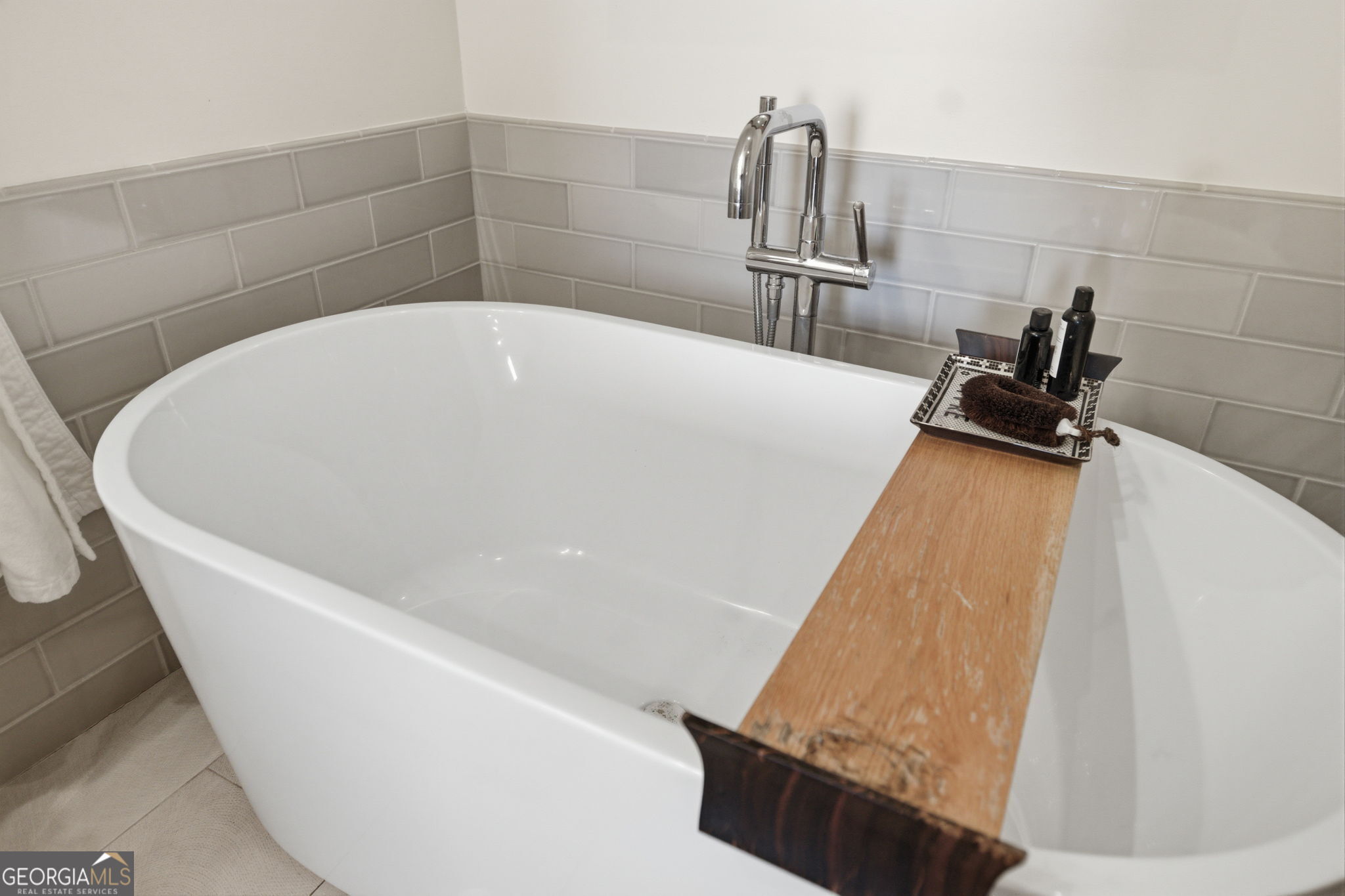 3820 Roswell Road Northeast, Unit 1012 Atlanta, GA 30342 - Photo 43 of 82 Gallery Image 43