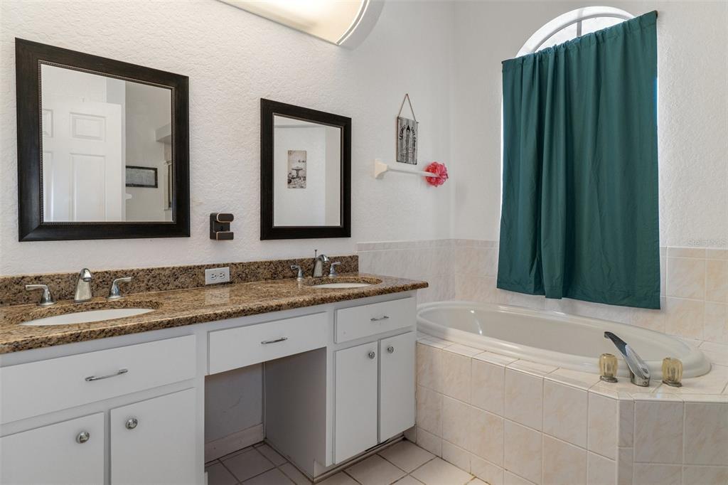 2510 Whitewood Avenue Spring Hill, FL 34609 - Photo 24 of 44