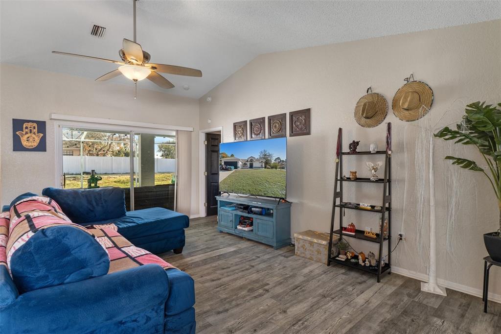 2510 Whitewood Avenue Spring Hill, FL 34609 - Photo 5 of 44