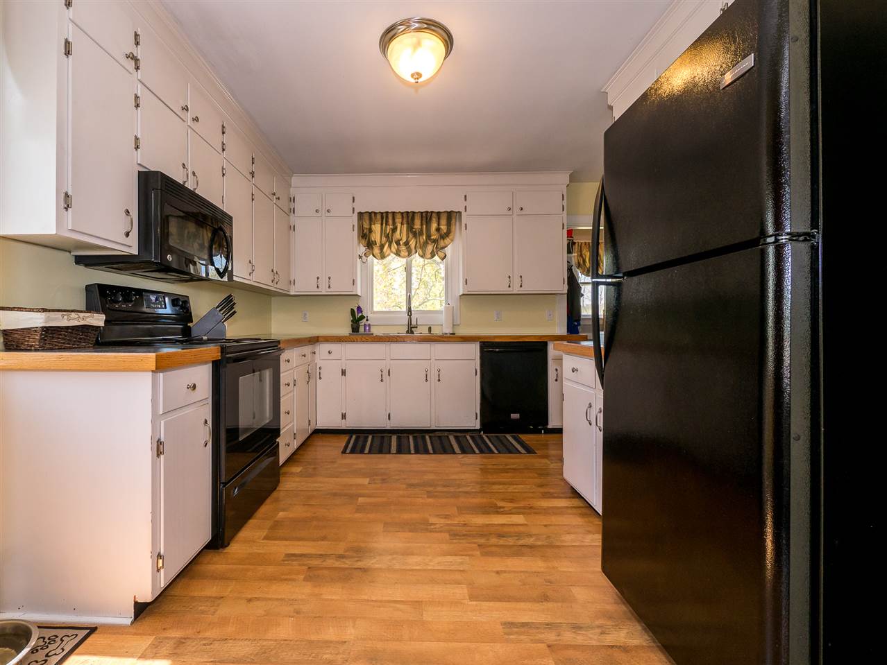 110 Rollins Road Rollinsford, NH 03869 - Photo 10 of 33 Gallery Image 10