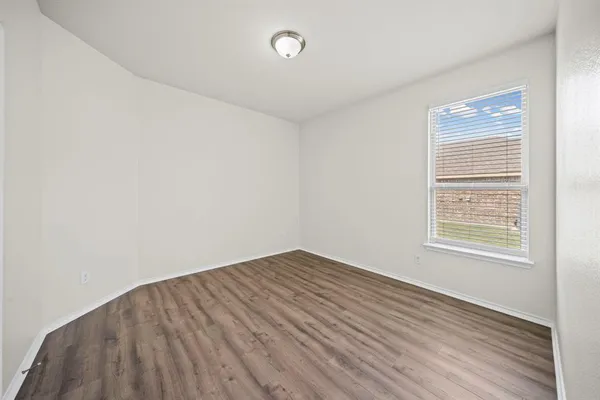 $2,595 | 1205 Crest Ridge Drive, Glenn Heights, TX 75154