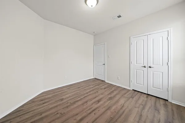 $2,595 | 1205 Crest Ridge Drive, Glenn Heights, TX 75154