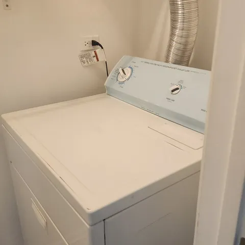 $299,900 | 7826 West 98th Place, Hickory Hills, IL 60457