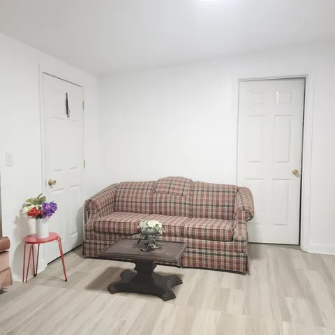 $299,900 | 7826 West 98th Place, Hickory Hills, IL 60457