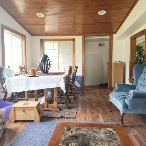 $299,900 | 7826 West 98th Place, Hickory Hills, IL 60457