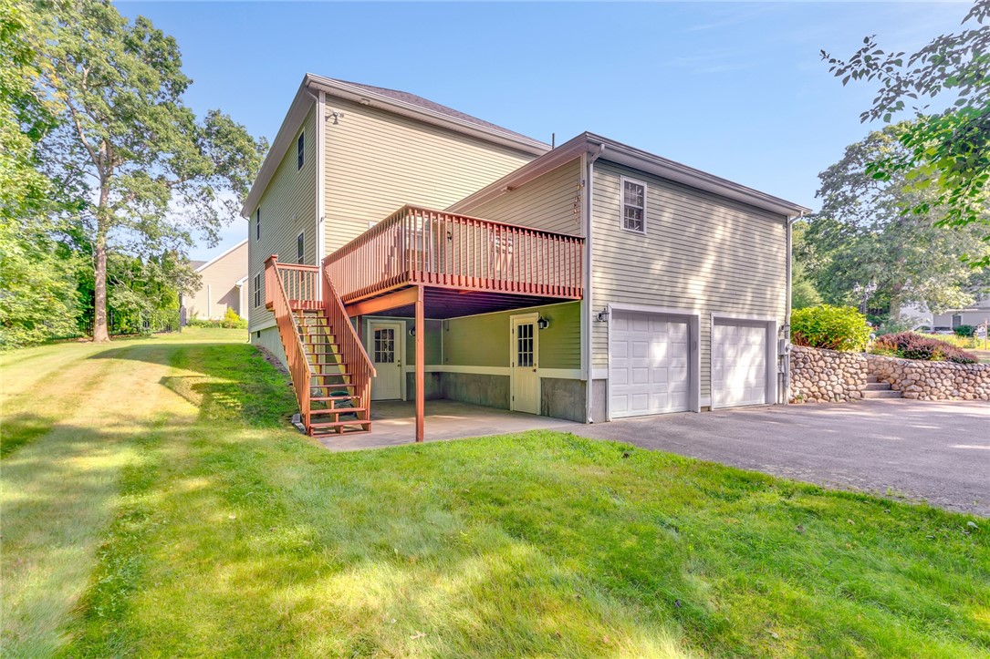 14 Piezzo Drive Westerly, RI 02891 - Photo 31 of 41