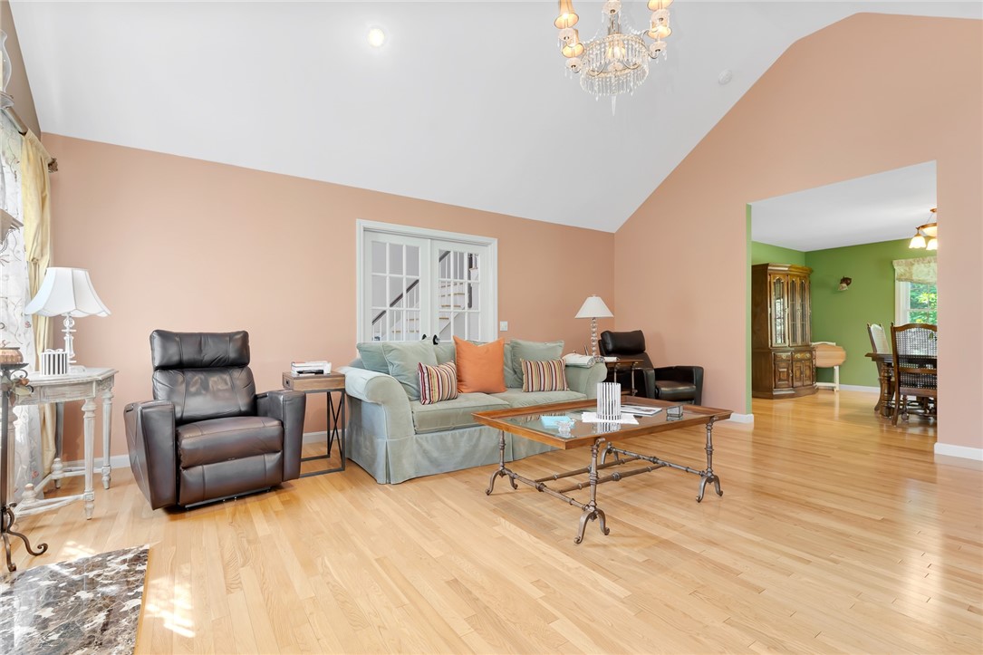 14 Piezzo Drive Westerly, RI 02891 - Photo 10 of 41