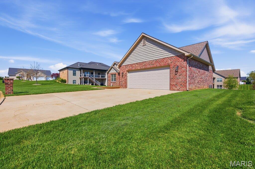 205 Crosswinds Court Waterloo, IL 62298 - Photo 3 of 59