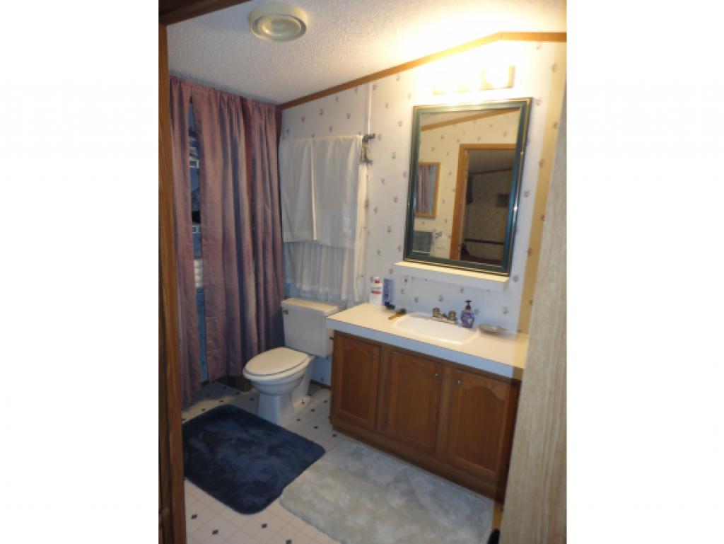 102 Allen Road Grand Isle, VT 05458 - Photo 11 of 19 Gallery Image 11