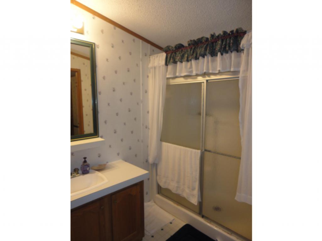 102 Allen Road Grand Isle, VT 05458 - Photo 9 of 19 Gallery Image 9