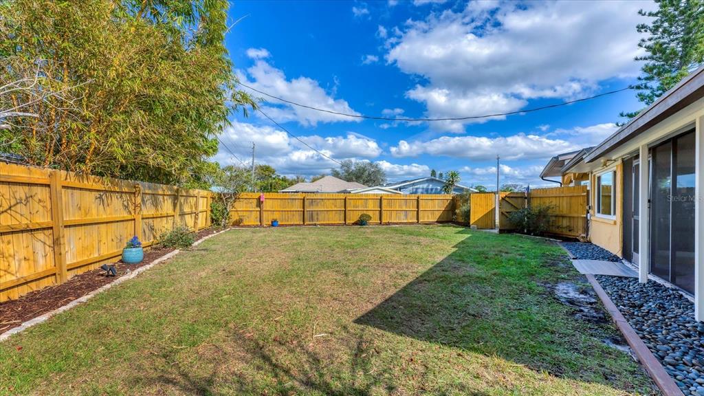 1264 Porpoise Road Venice, FL 34293 - Photo 26 of 40