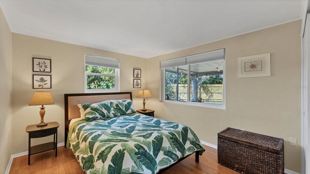 1264 Porpoise Road Venice, FL 34293 - Photo 3 of 40