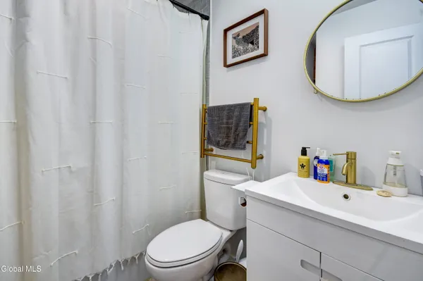 $469,500 | 475 Highway 32, Stillwater, NY 12170