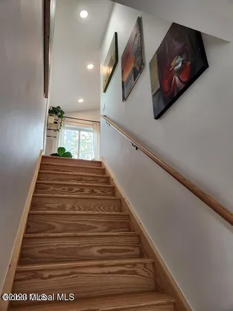 $469,500 | 475 Highway 32, Stillwater, NY 12170