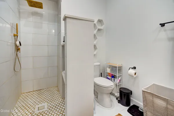 $469,500 | 475 Highway 32, Stillwater, NY 12170