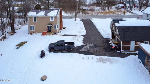 $469,500 | 475 Highway 32, Stillwater, NY 12170