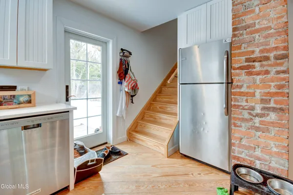 $469,500 | 475 Highway 32, Stillwater, NY 12170