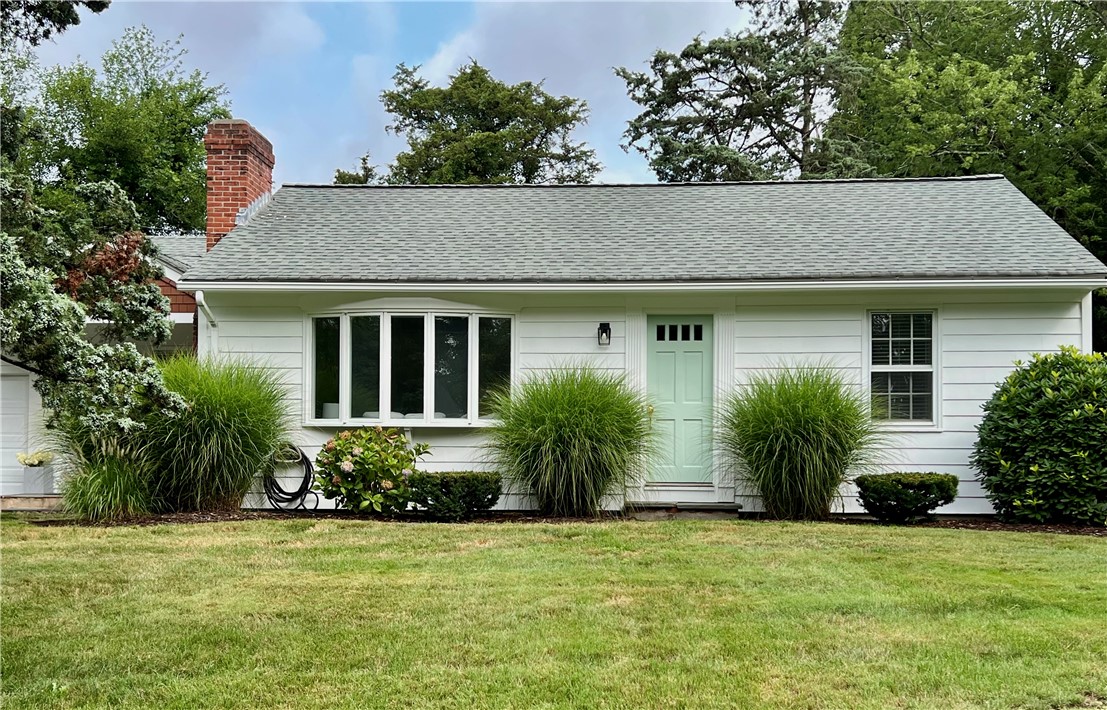31 Nipsah Road Warwick, RI 02818 - Photo 2 of 12 Gallery Image 2