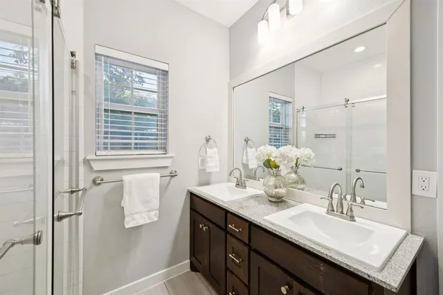 $550,000 | 5644 East Side Avenue, Dallas, TX 75214