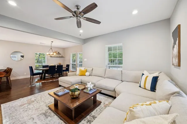 $550,000 | 5644 East Side Avenue, Dallas, TX 75214