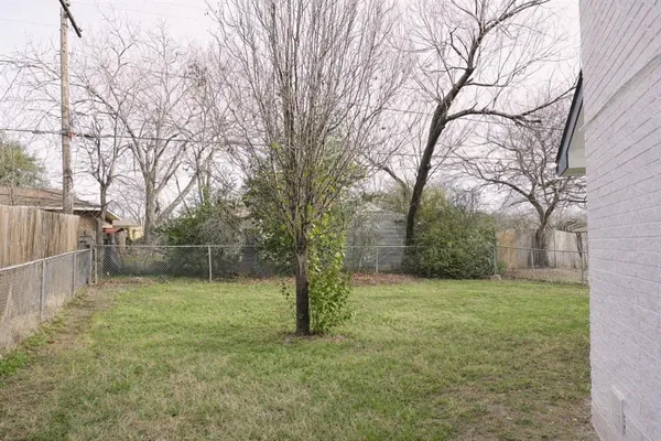 a bathroom with a tub