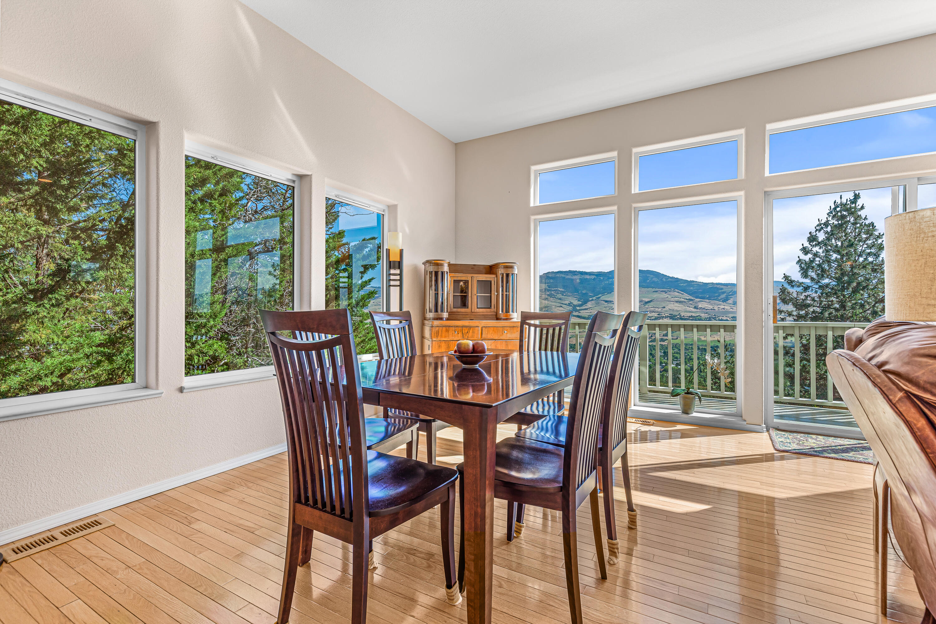 500 Waterline Road Ashland, OR 97520 - Photo 6 of 40 500 Waterline Road, Ashland, OR 97520