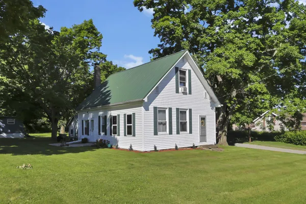 $225,000 | 110 East S Street, Lithopolis, OH 43136