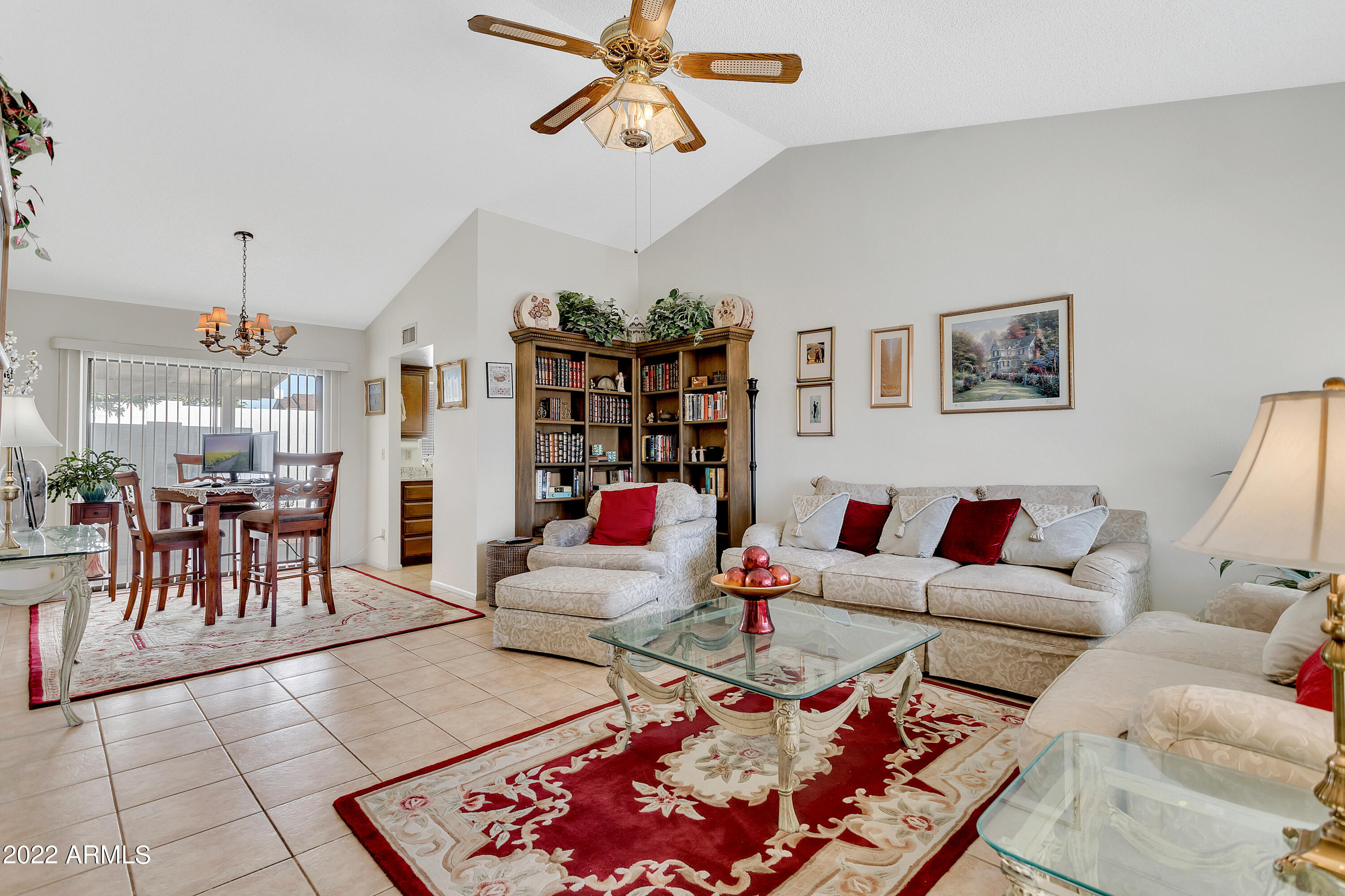 930 East Wagoner Road Phoenix, AZ 85022 - Photo 3 of 20 Welcoming Vaulted Ceiling