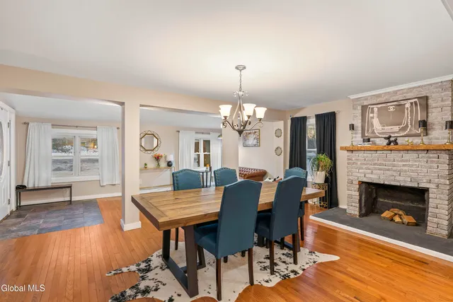 $299,900 | 4101 Highway 30, Perth, NY 12010