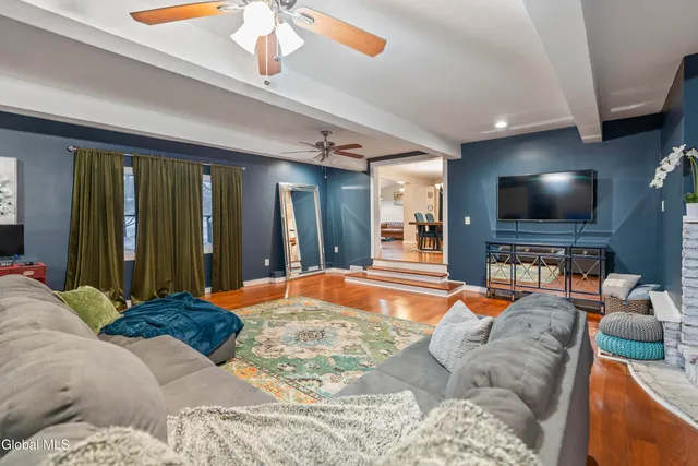 $299,900 | 4101 Highway 30, Perth, NY 12010