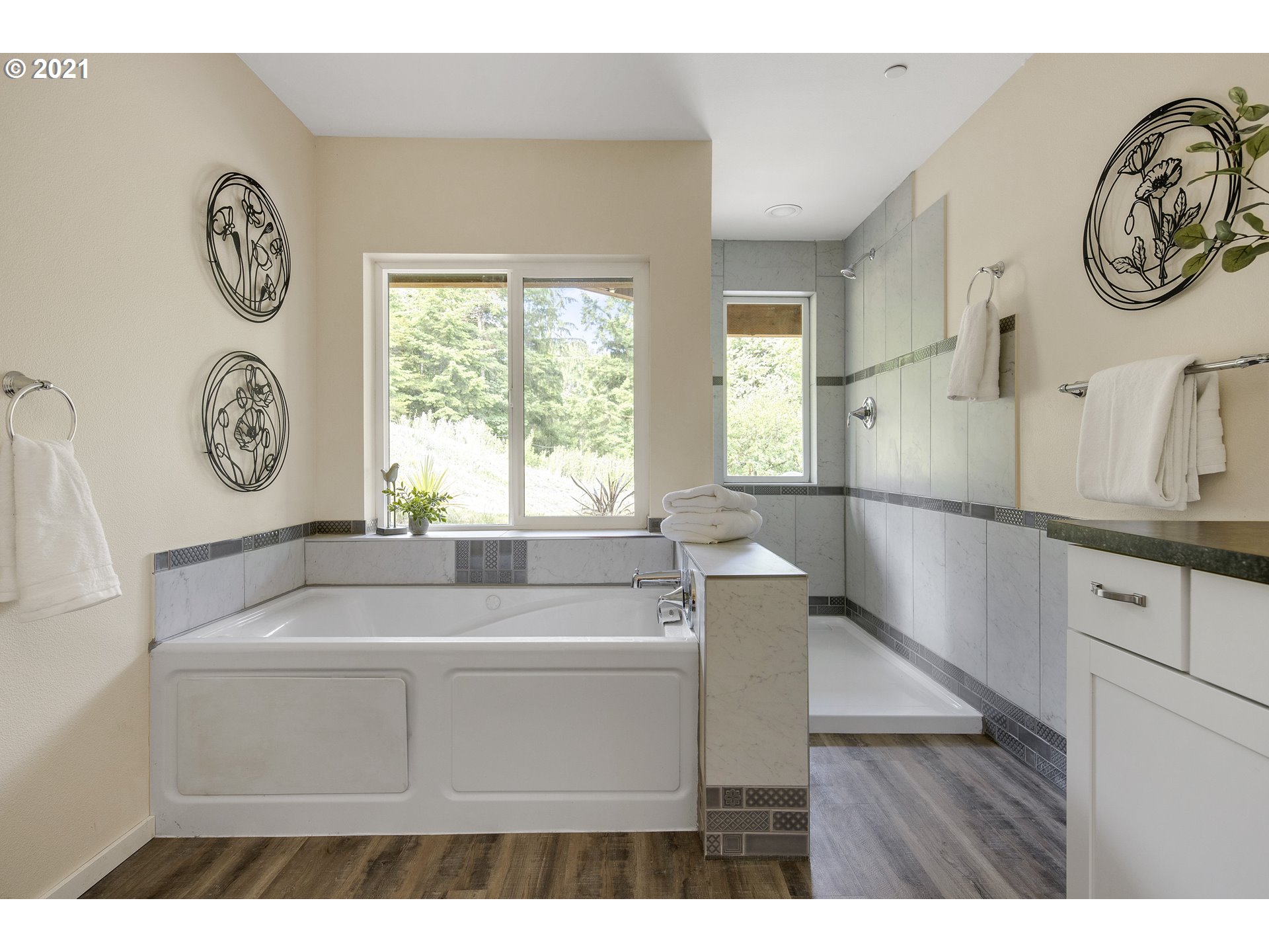 11400 Johns Landing Road Carlton, OR 97111 - Photo 19 of 28 Gallery Image 19