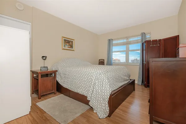 $2,095 | 710 North Ocean Boulevard, Unit 701, Pompano Beach, FL 33062