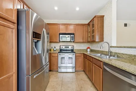$825,000 | 3855 Elijah Court, Unit 721, San Diego, CA 92130
