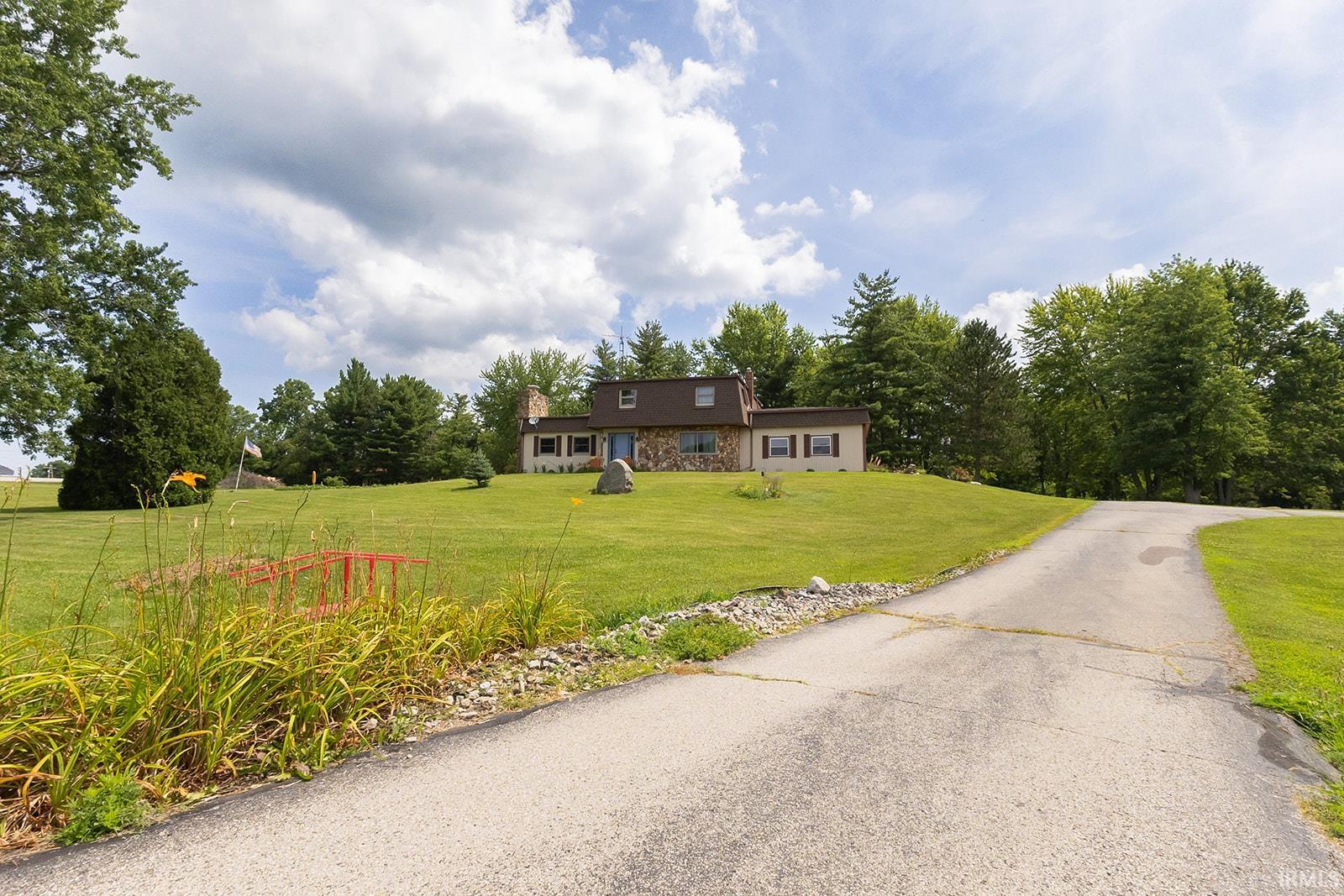 577 North St Road Farmland, IN 47340 - Photo 4 of 49