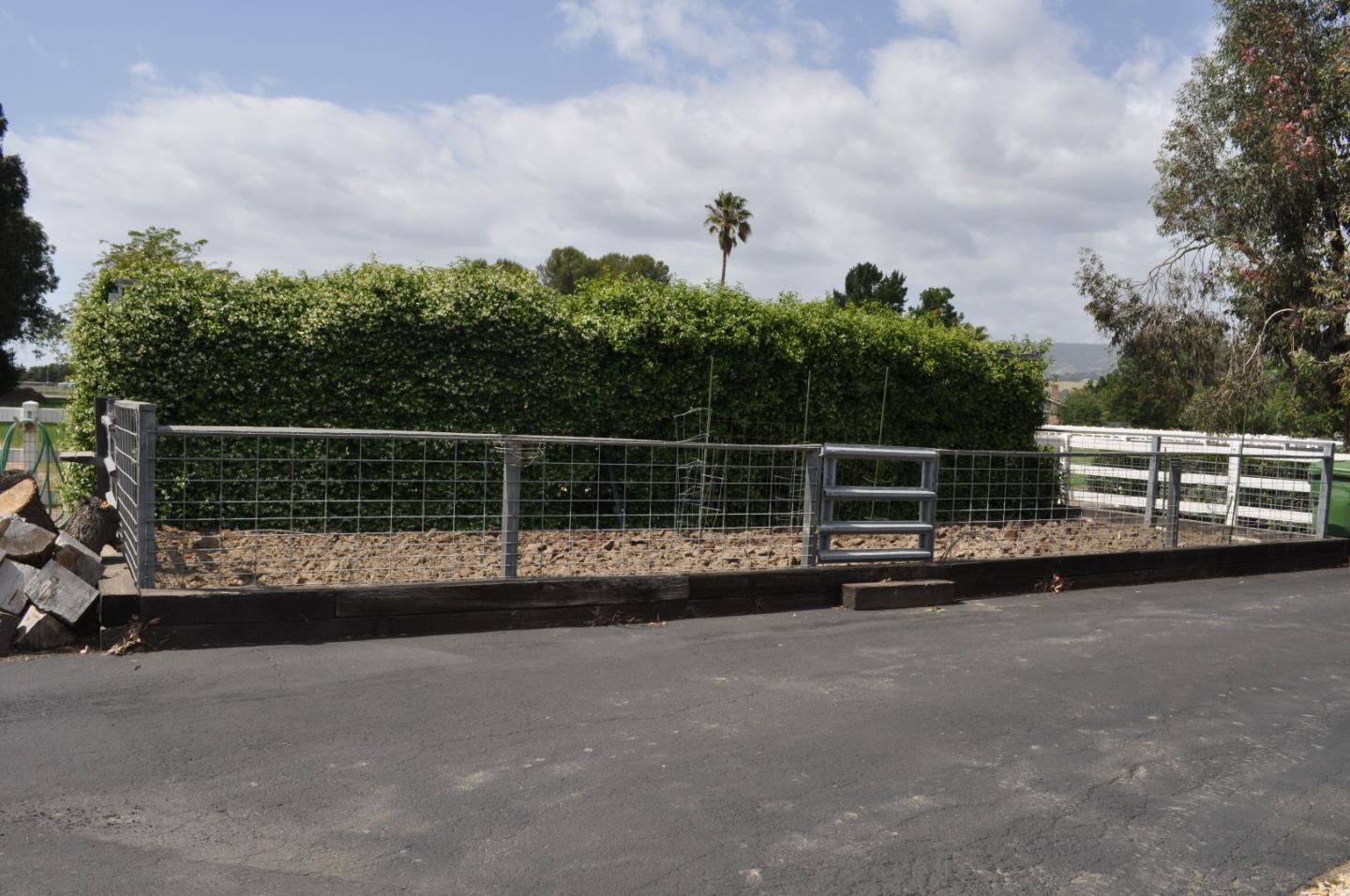 2850 Deeva Court Gilroy, CA 95020 - Photo 26 of 30