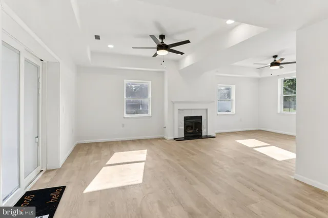 a view of empty room with windows