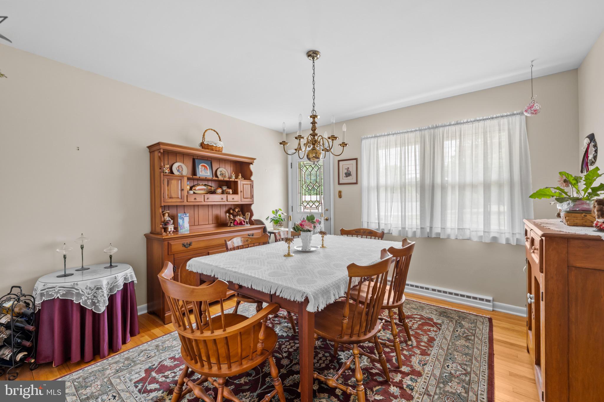 838 Whitner Road Reading, PA 19605 - Photo 10 of 23 Dining Room