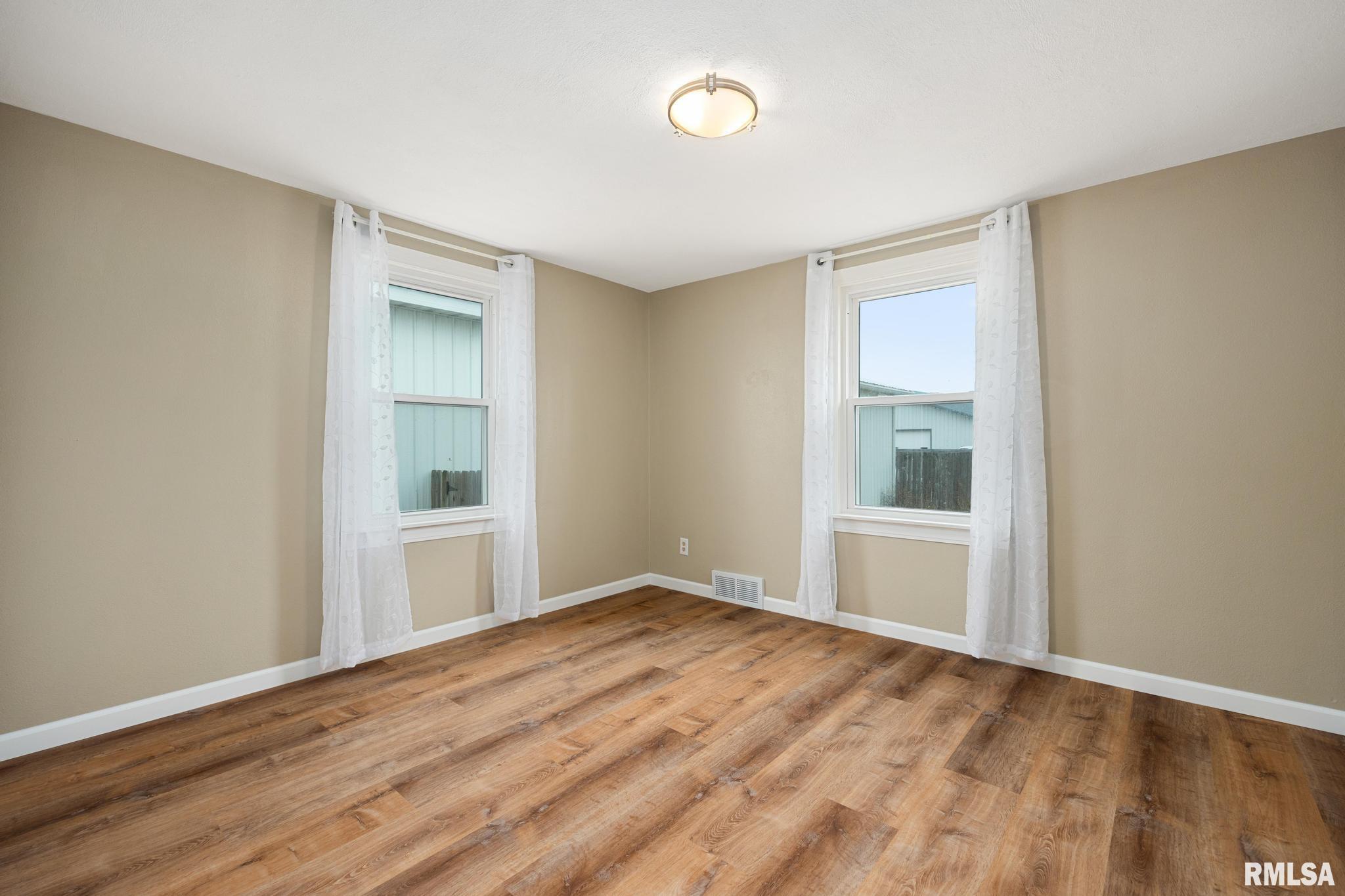 122 South Chestnut Street Tremont, IL 61568 - Photo 15 of 21