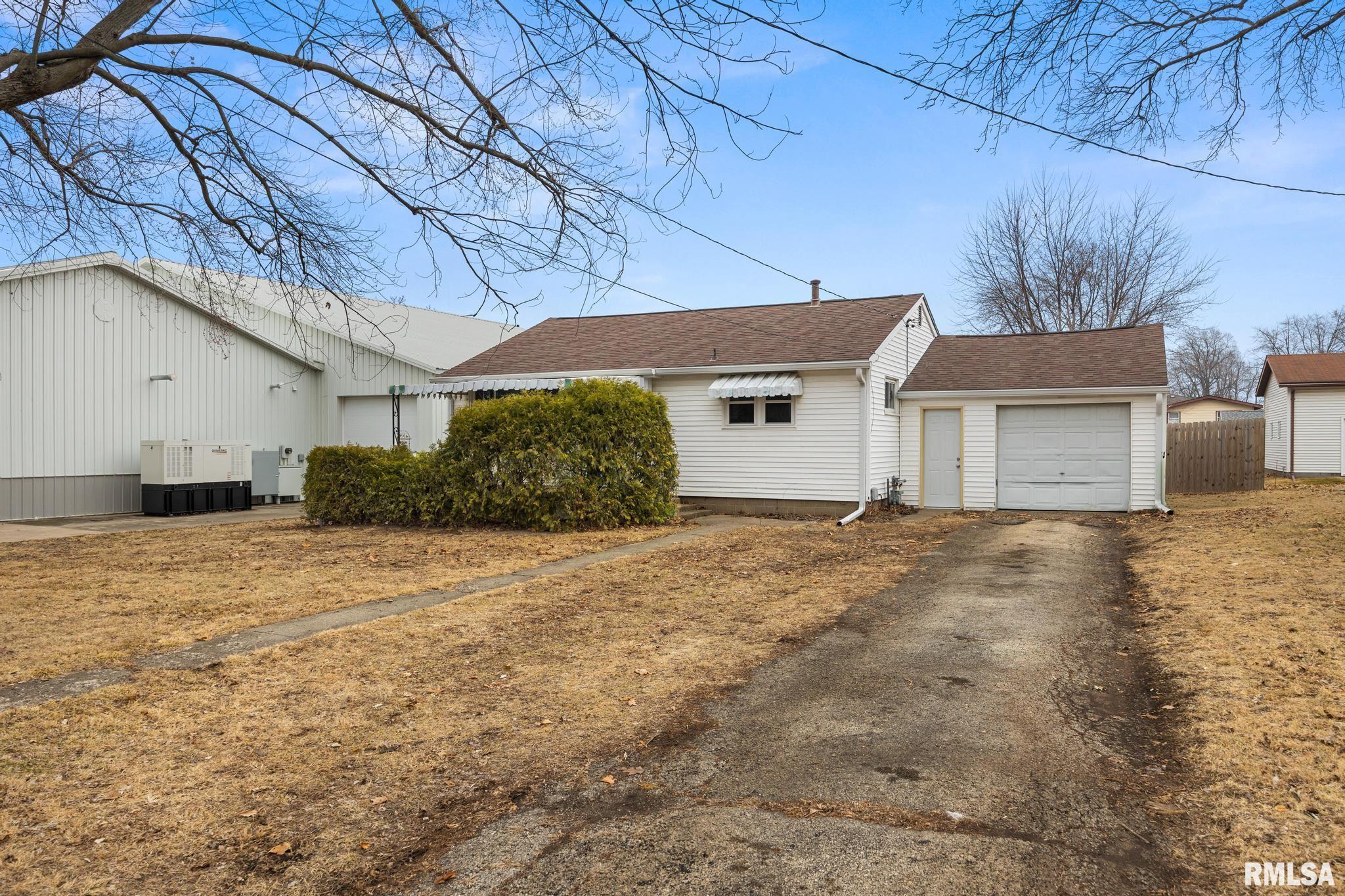 122 South Chestnut Street Tremont, IL 61568 - Photo 2 of 21