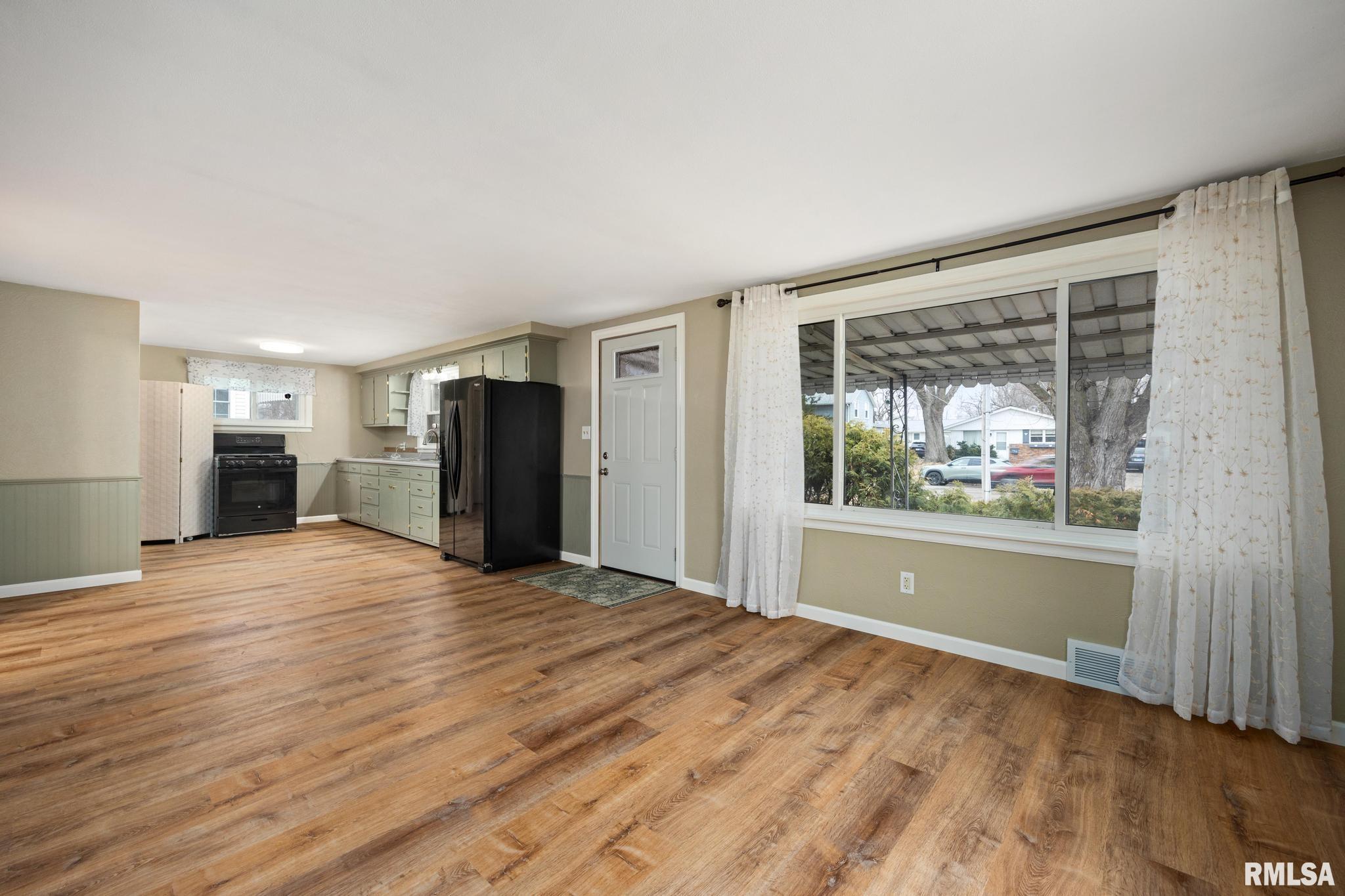 122 South Chestnut Street Tremont, IL 61568 - Photo 6 of 21