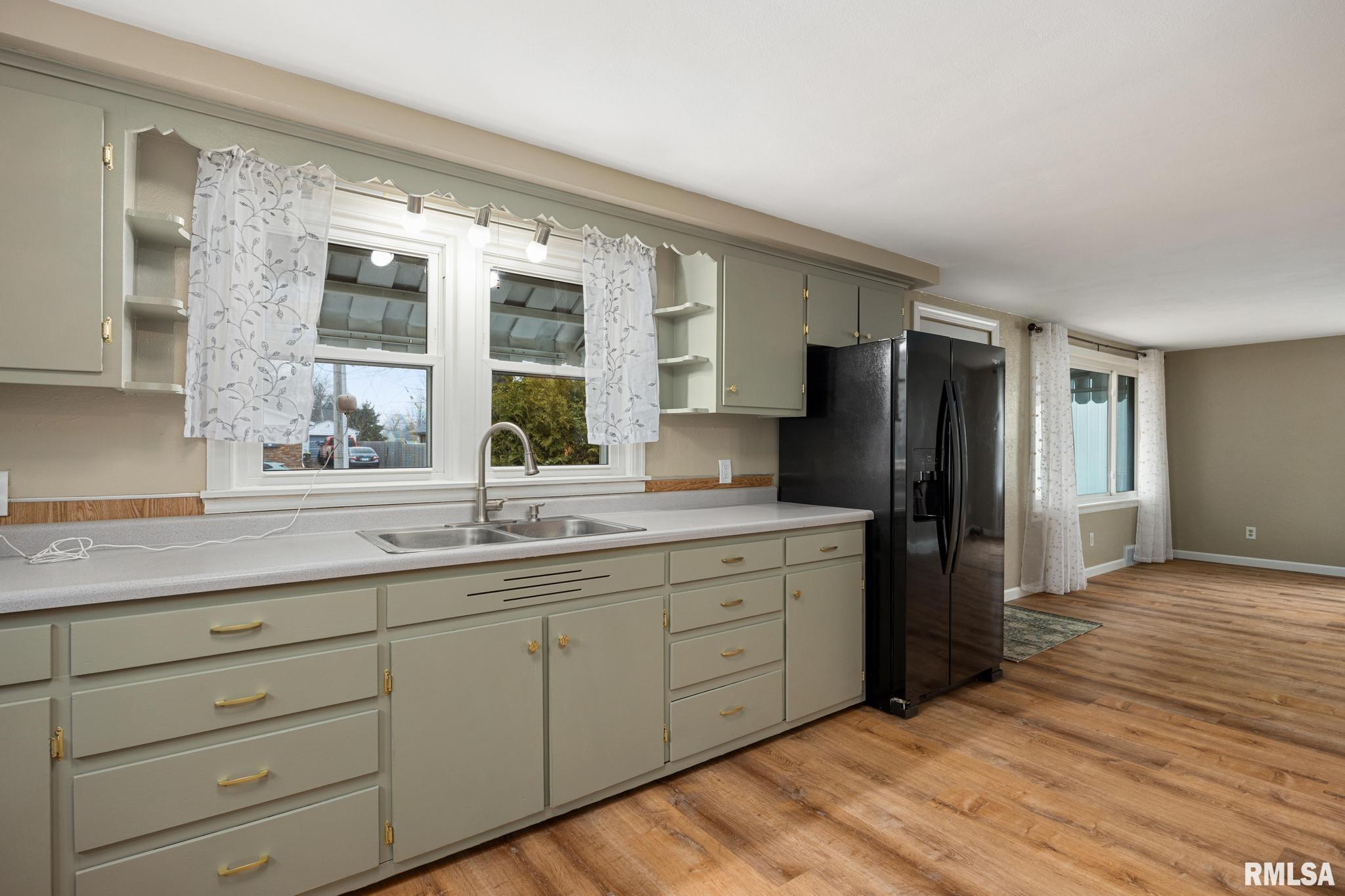 122 South Chestnut Street Tremont, IL 61568 - Photo 9 of 21