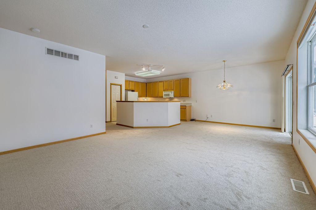 14506 Bloomfield Place Rosemount, MN 55068 - Photo 3 of 28